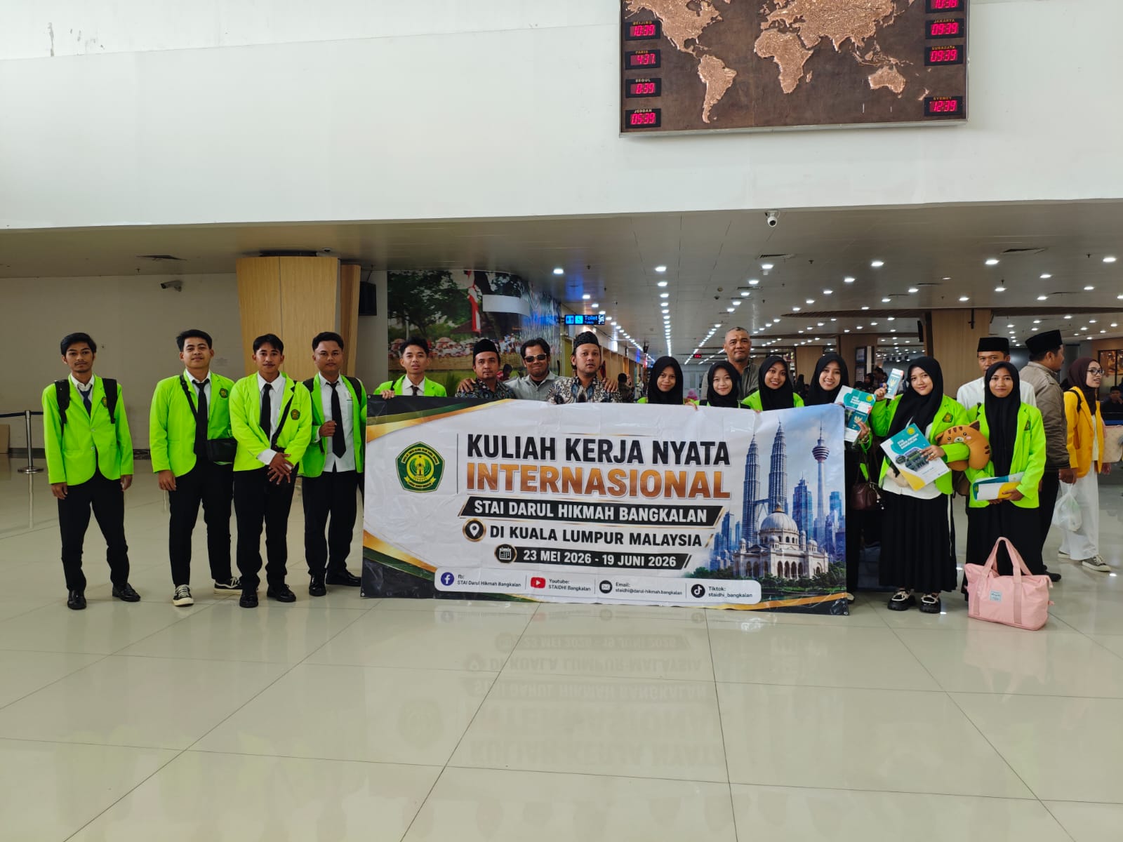 KKN Internasional STAI Darul Hikmah Bangkalan Resmi Diberangkatkan ke Kuala Lumpur Malaysia